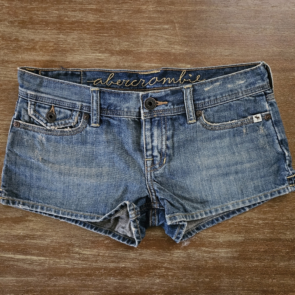 Abercrombie Kid's Classic Blue Jeans Shirts, Vintage Distressed Style. Size 16
